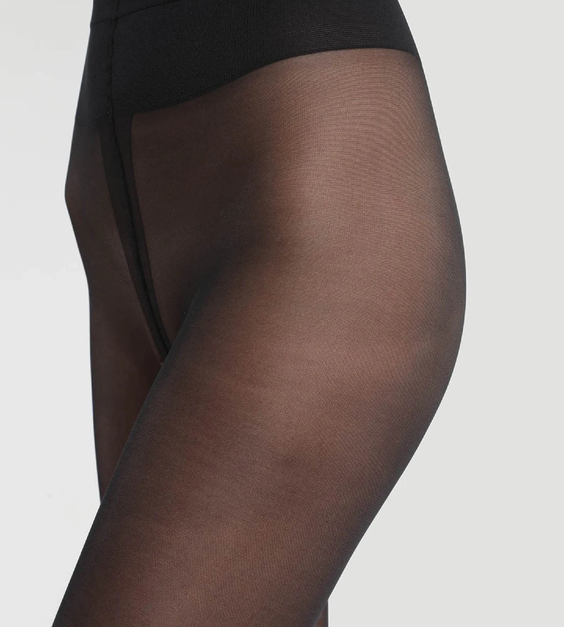 Black Diam's Jambes Fuselées 25 leg shaper tights