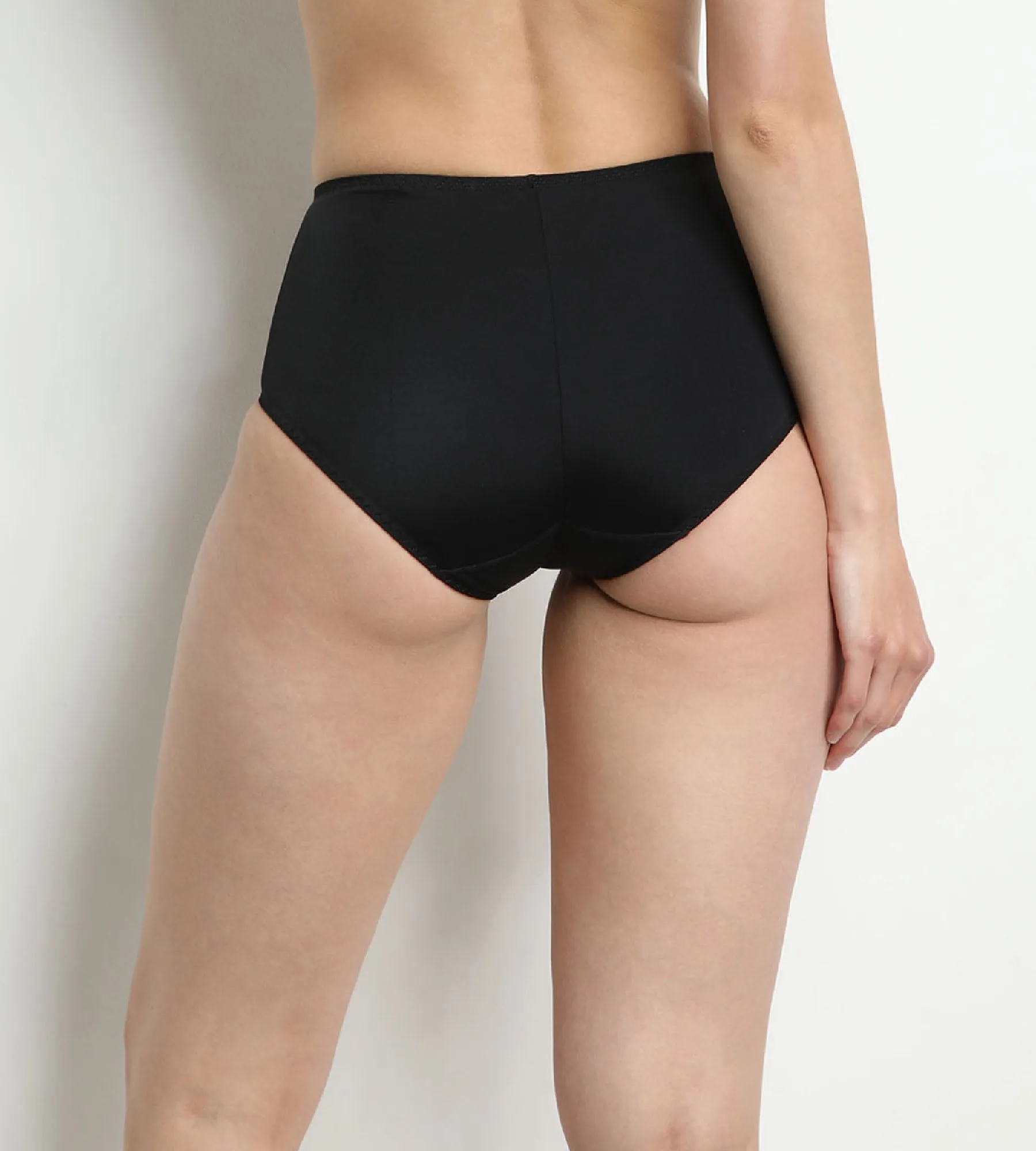 Black High-Waist Flat Tummy Briefs – Dim Silhouette Essentiel