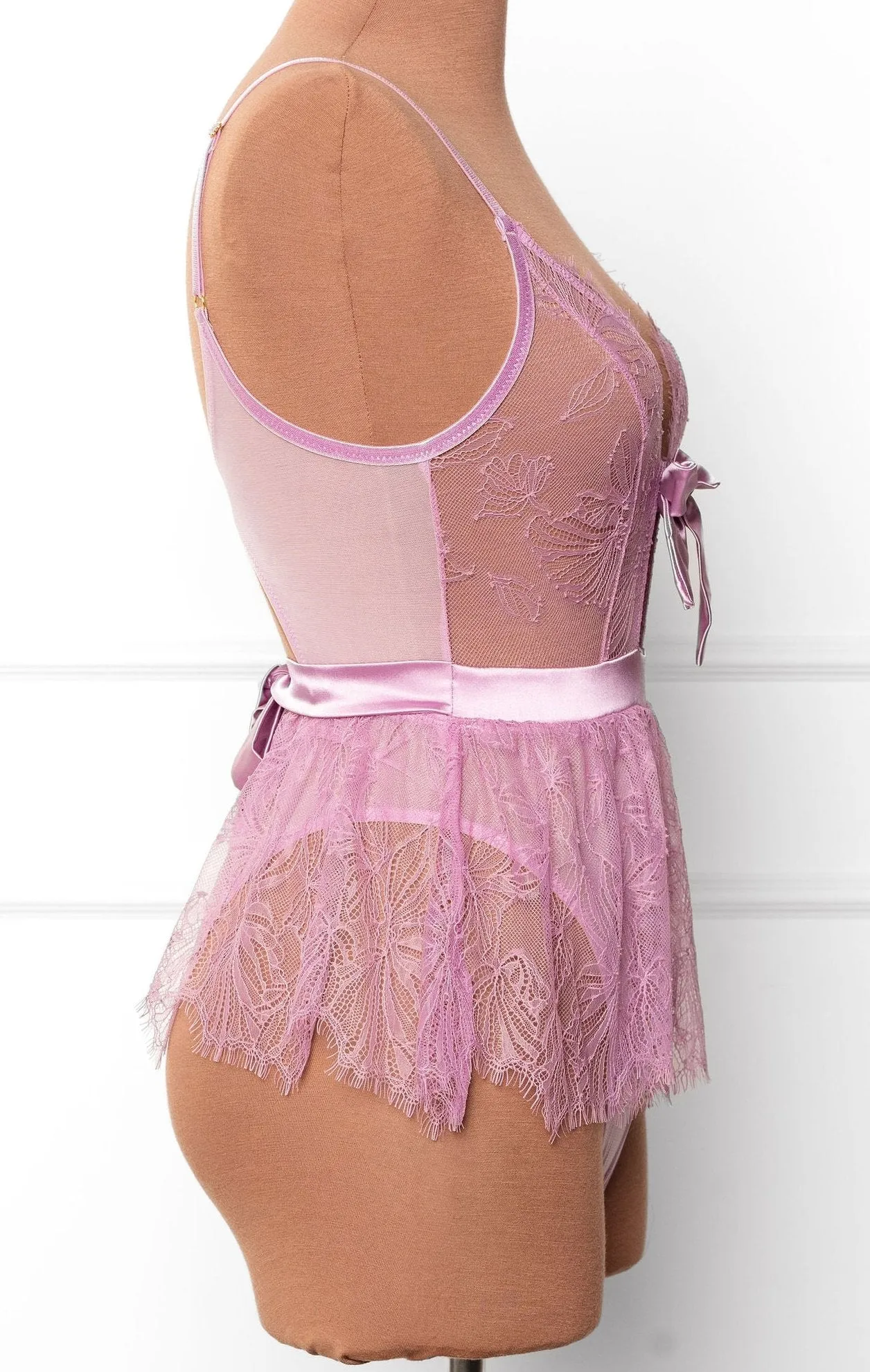 Eyelash Lace Crotchless Teddy - Lilac