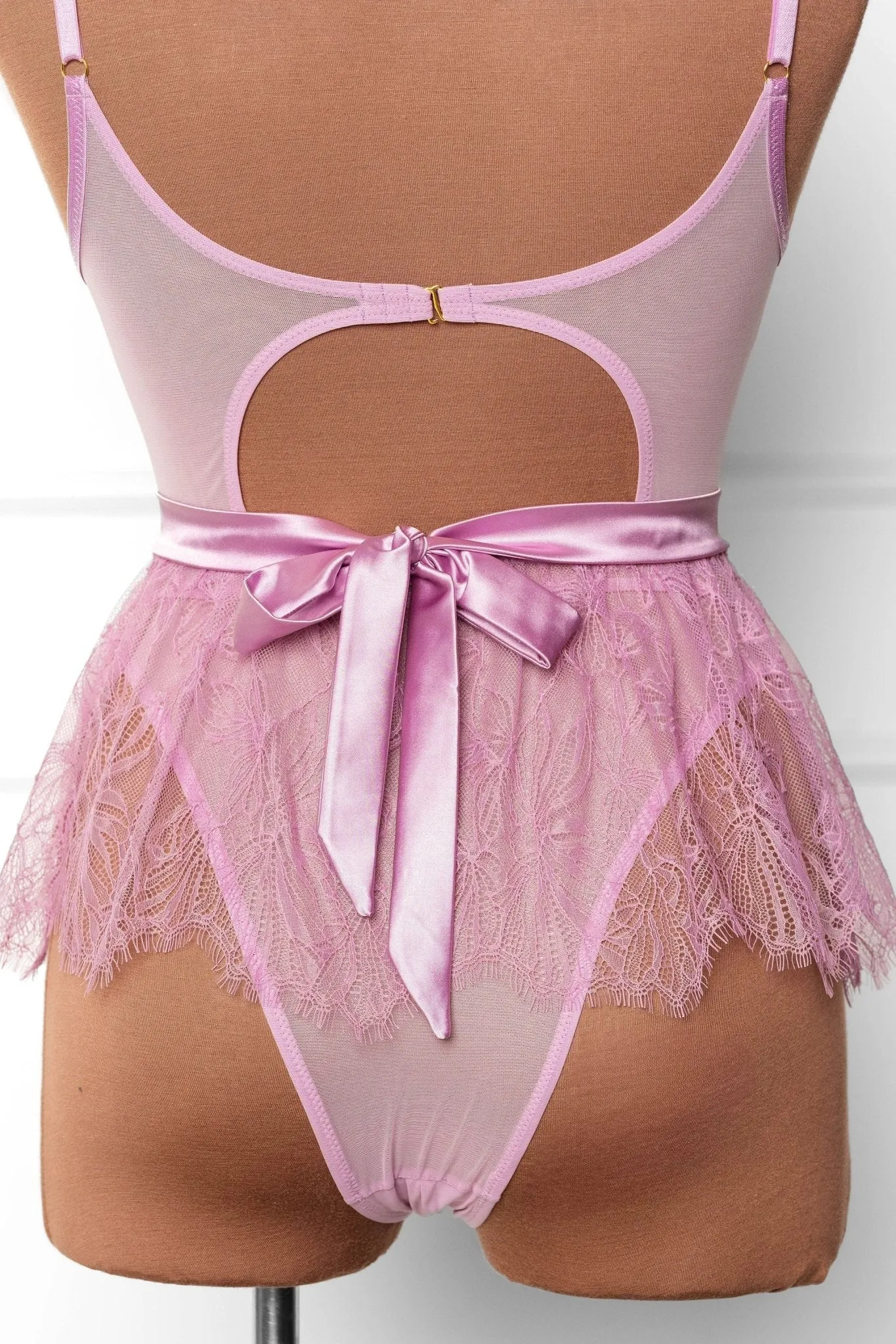 Eyelash Lace Crotchless Teddy - Lilac