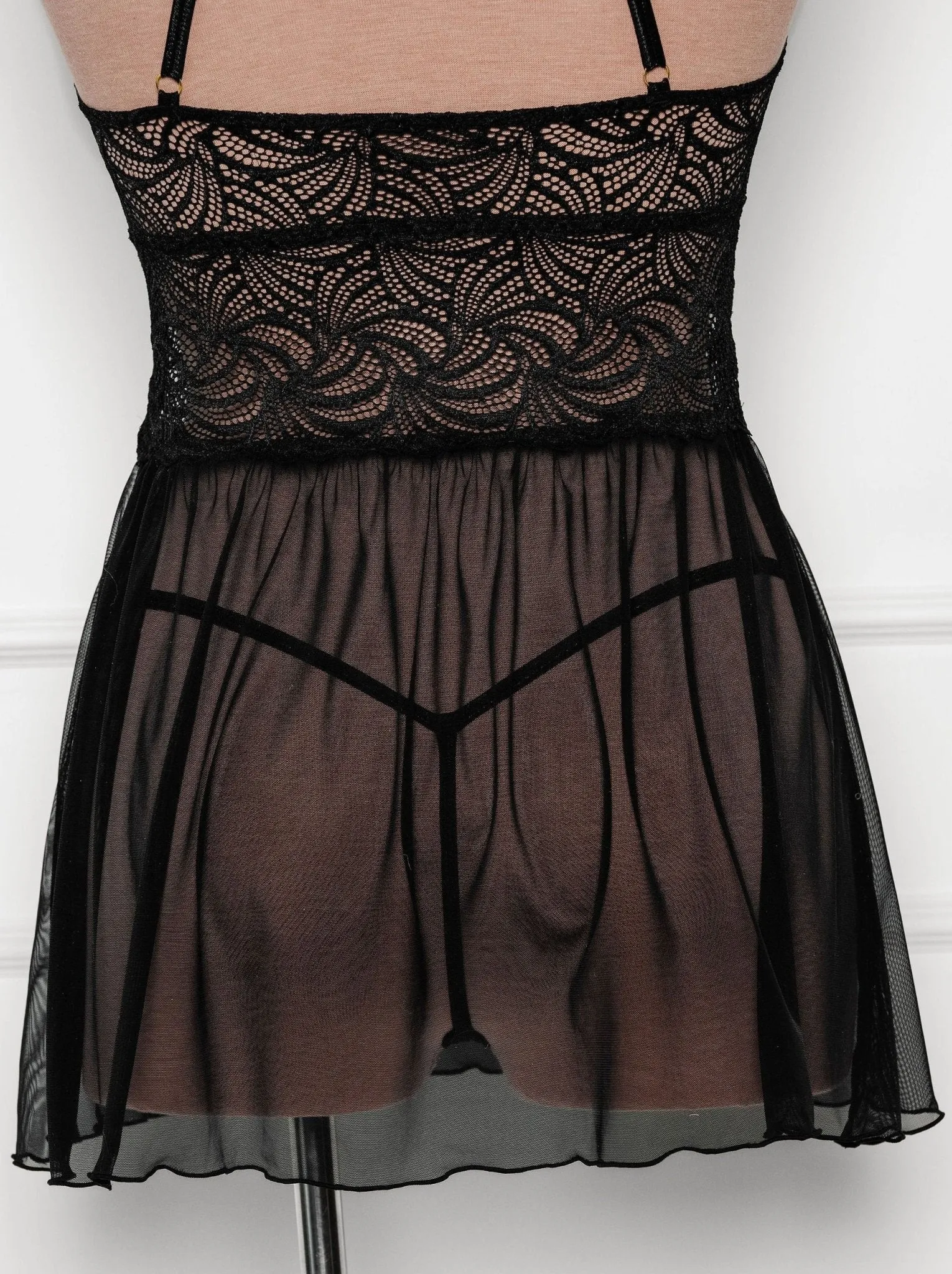 Lace & Mesh Keyhole Babydoll - Black