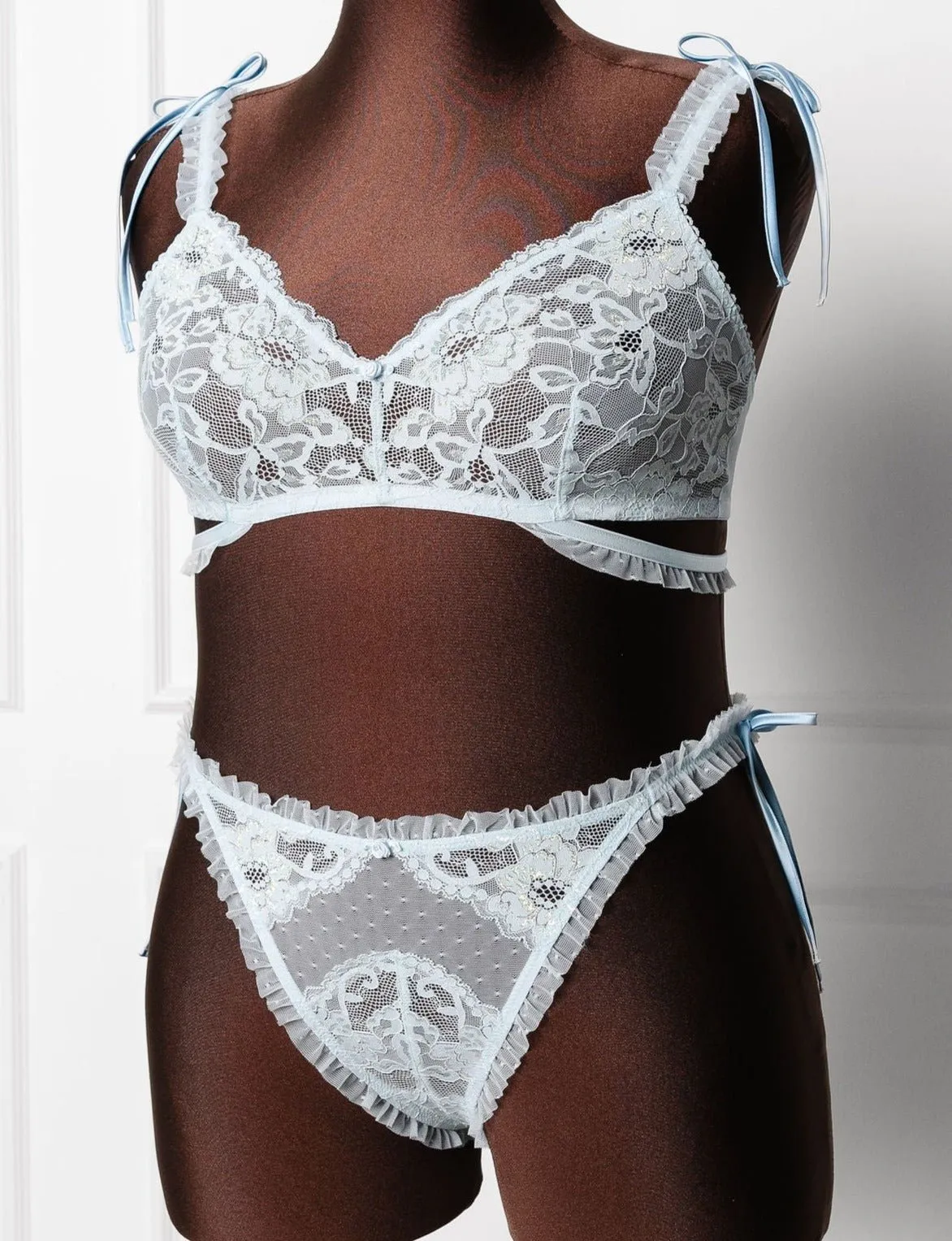 Lacy Ruffle Strap Bralette - Iridescent Daydream