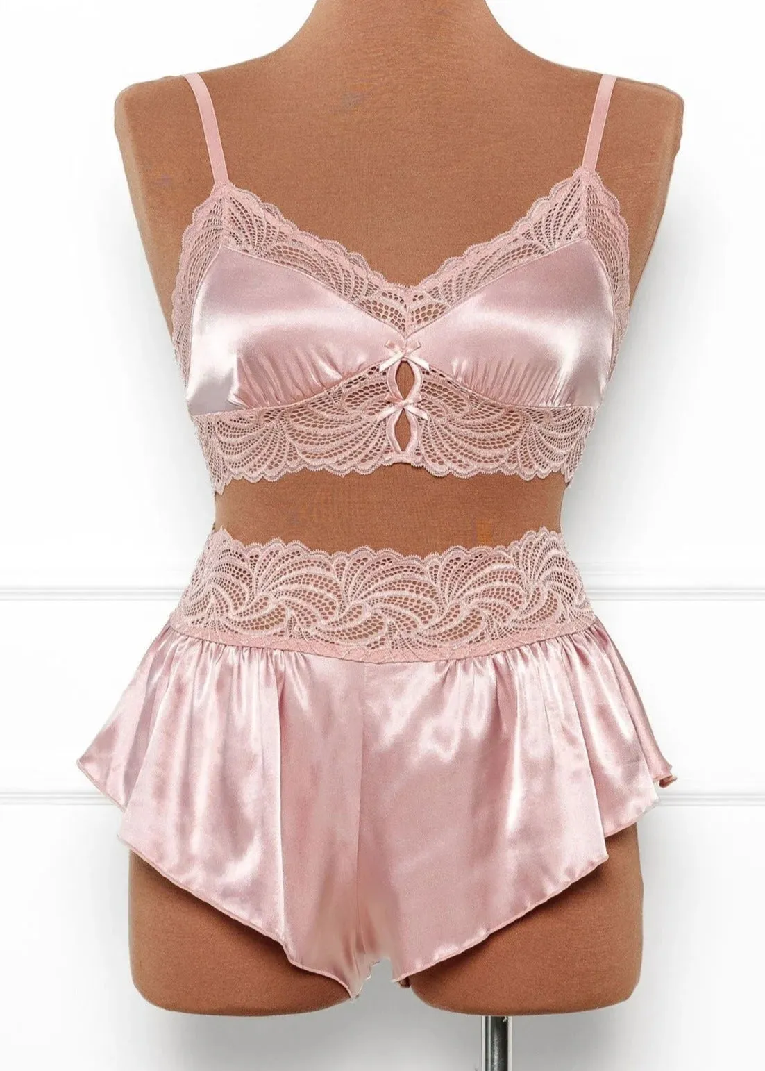 Lacy Satin Keyhole Bralette - Blush