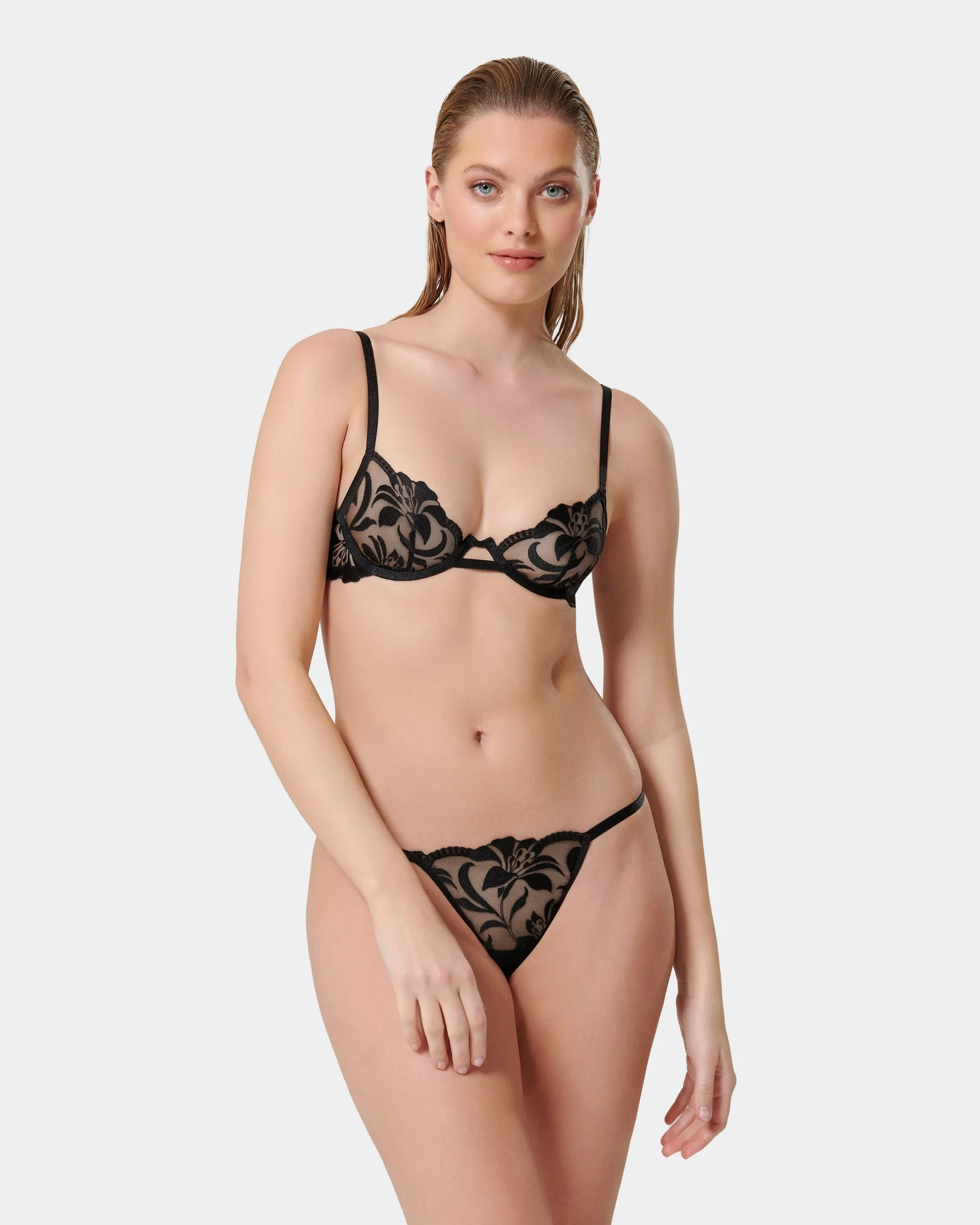 Leonora Thong Black 