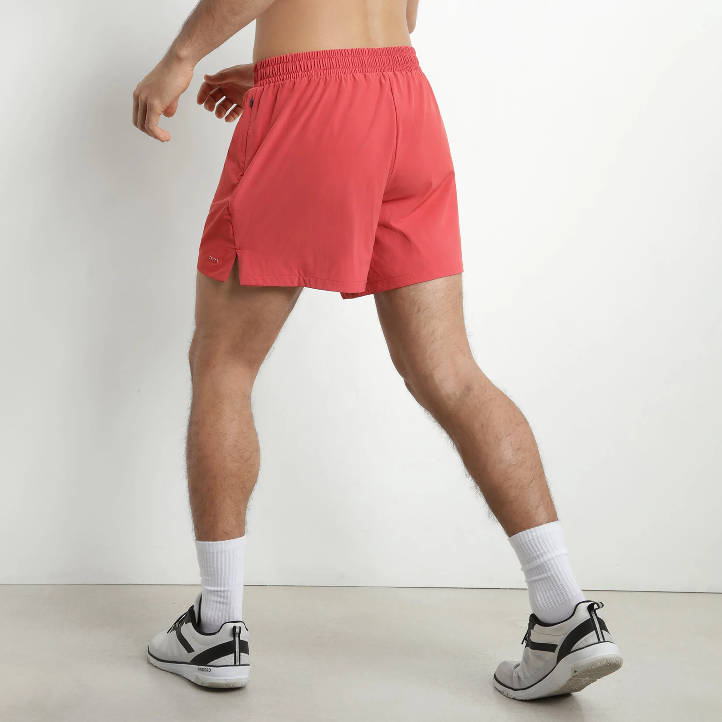 Men's sports shorts in breathable fabric Dim Move Red