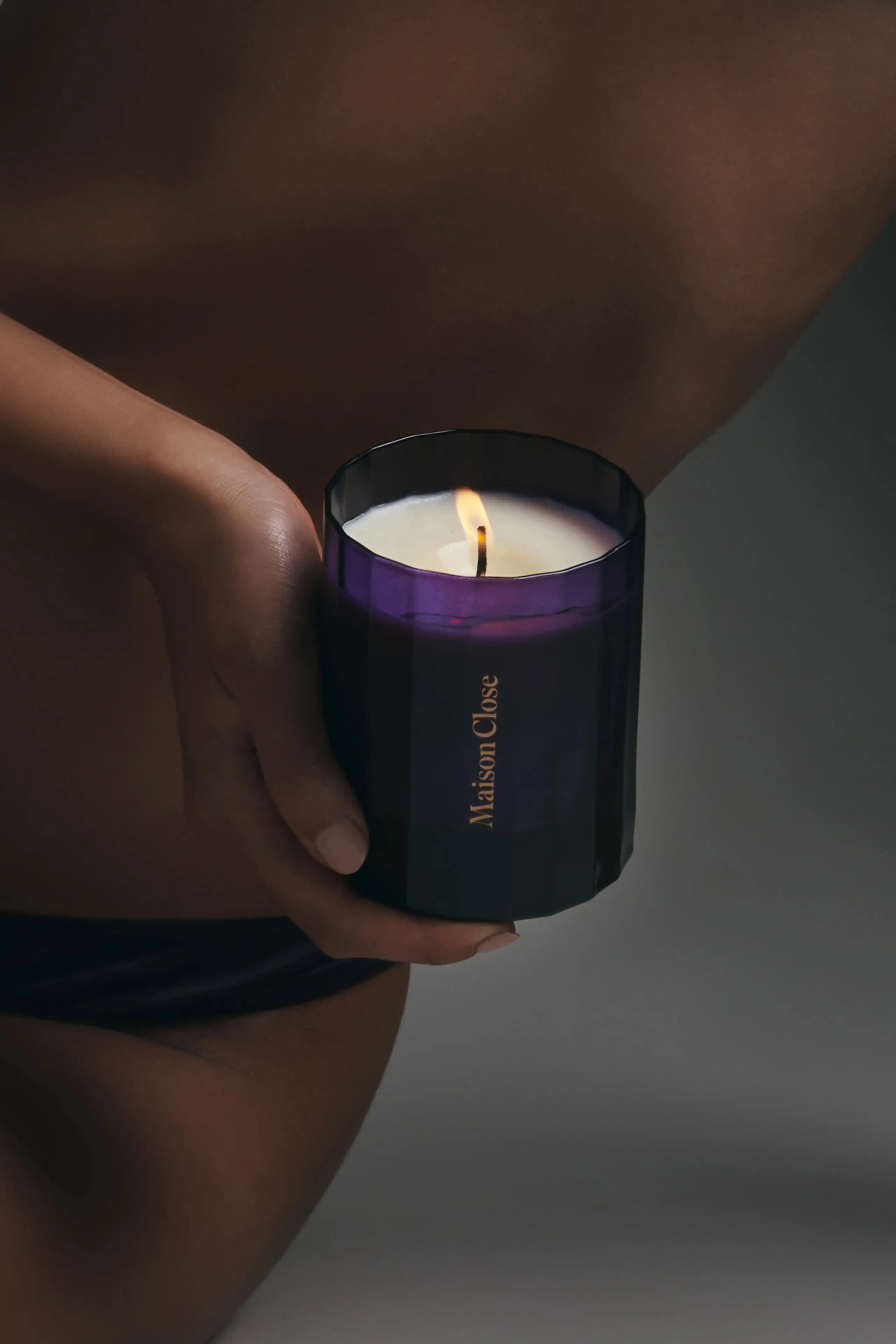 Metallic Notes Candle - Crime Scene