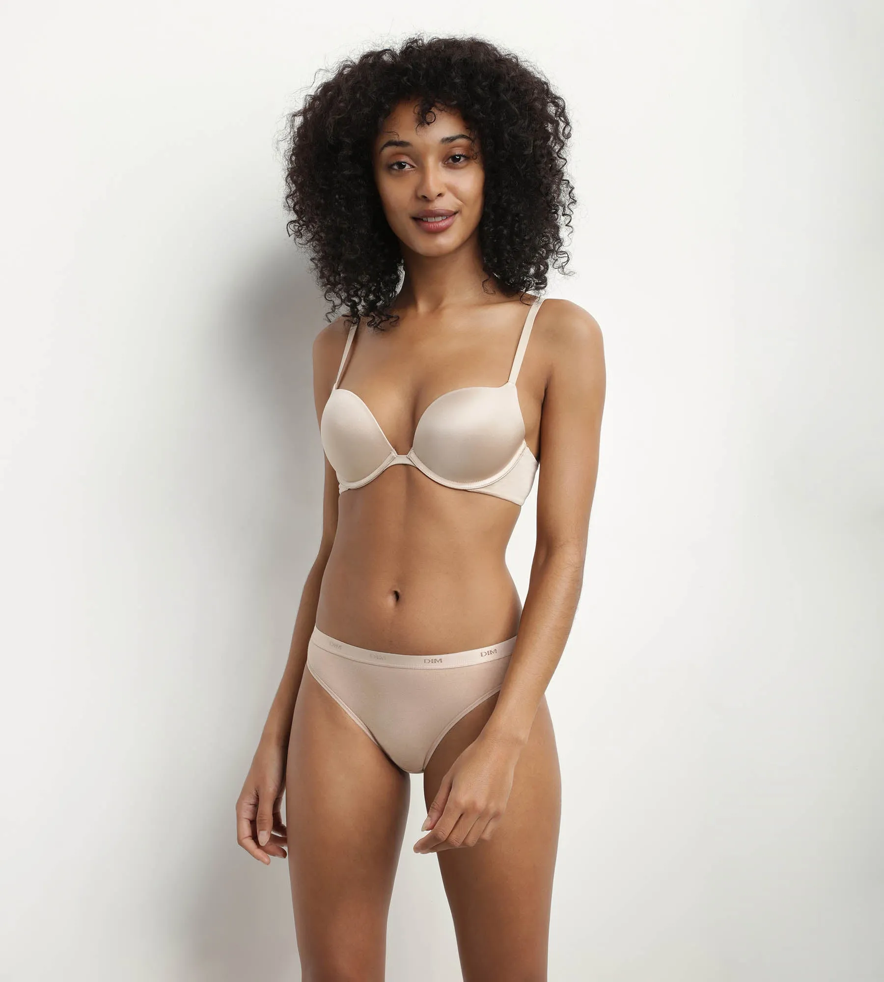 Nude microfibre underwired push-up bra Dim Beyond Sexy