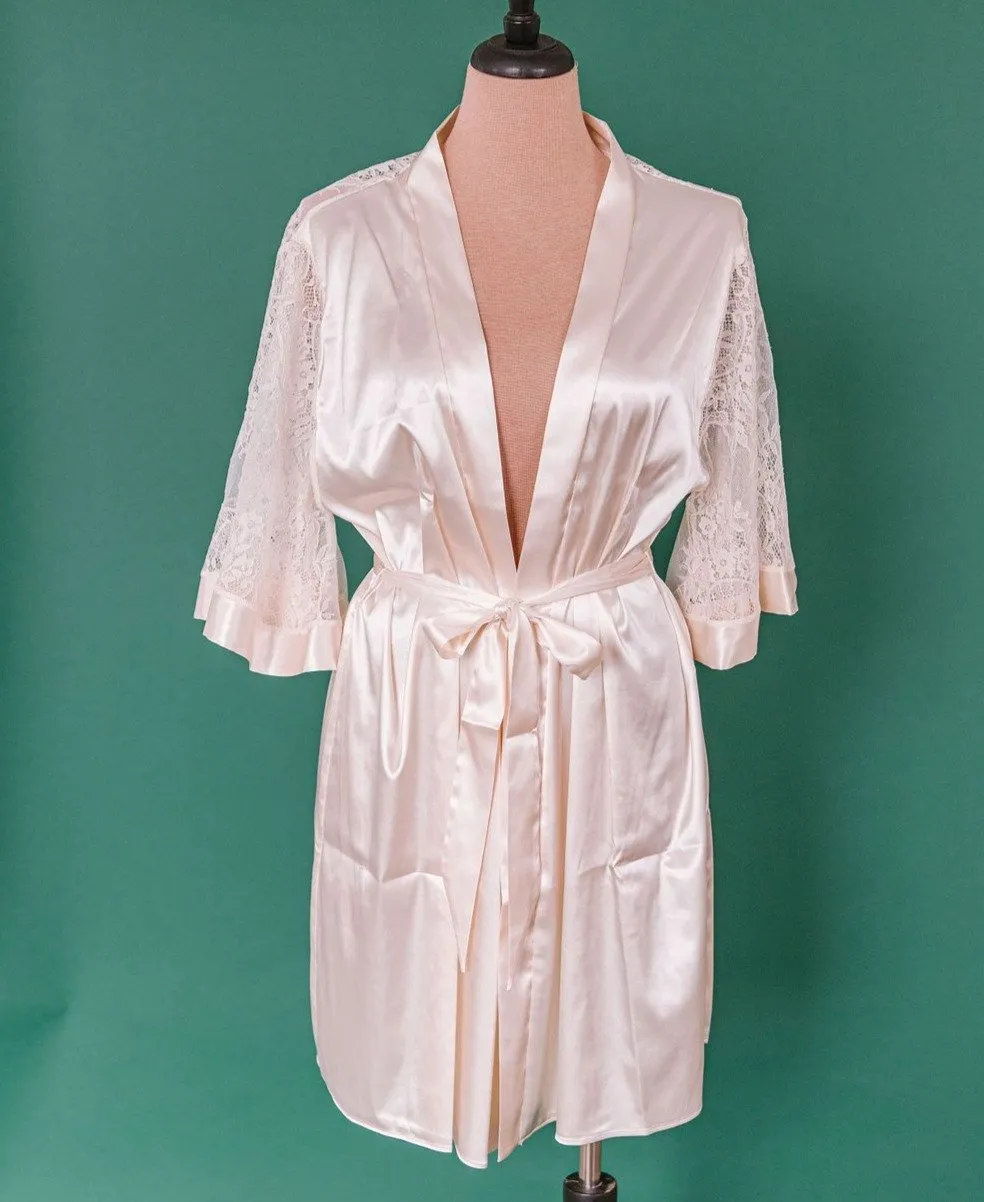Satin & Eyelash Lace Robe - Champagne