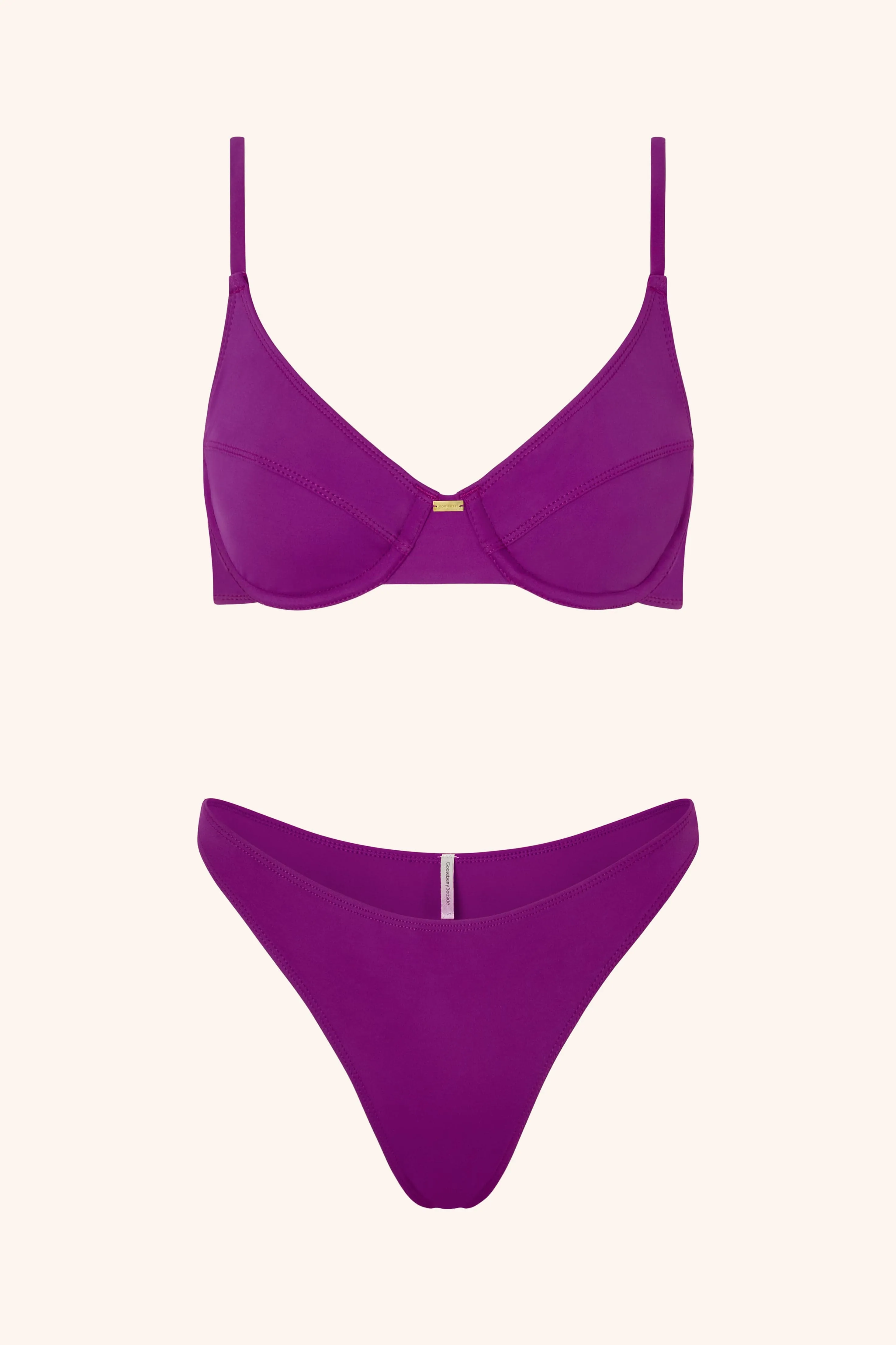 Sculpting Top Cassis