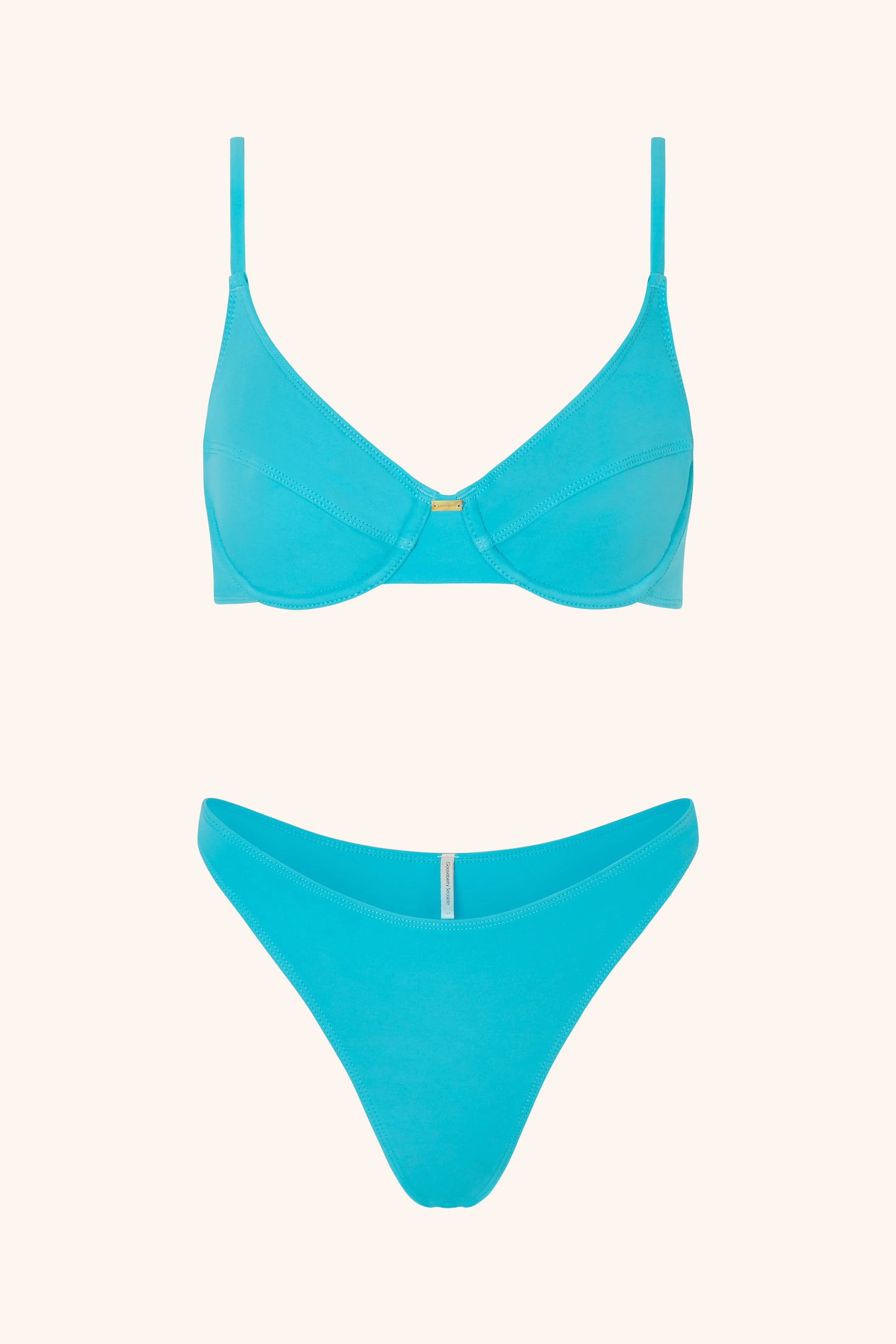 Sculpting Top Cassis