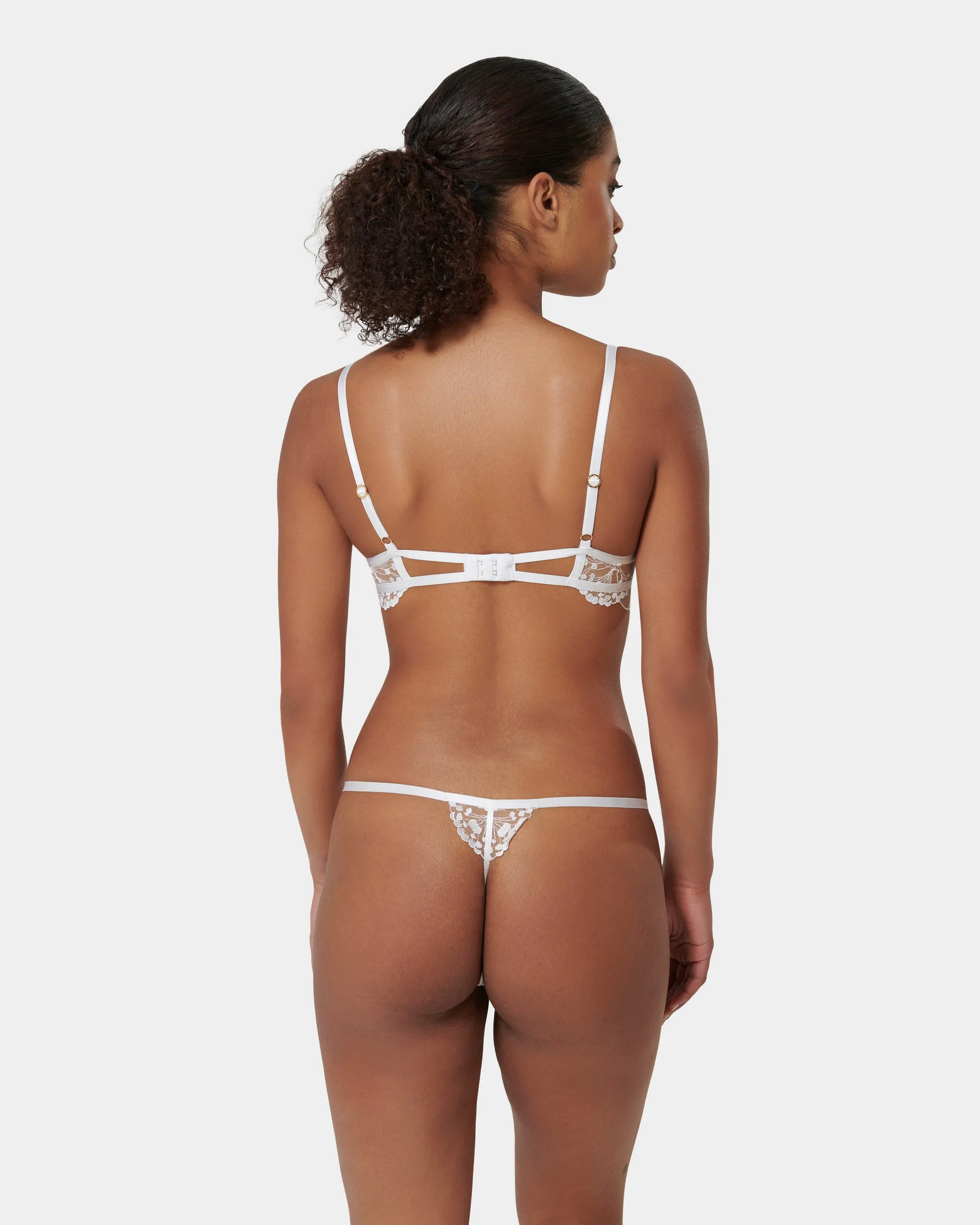 Set: Marisa White/Sheer