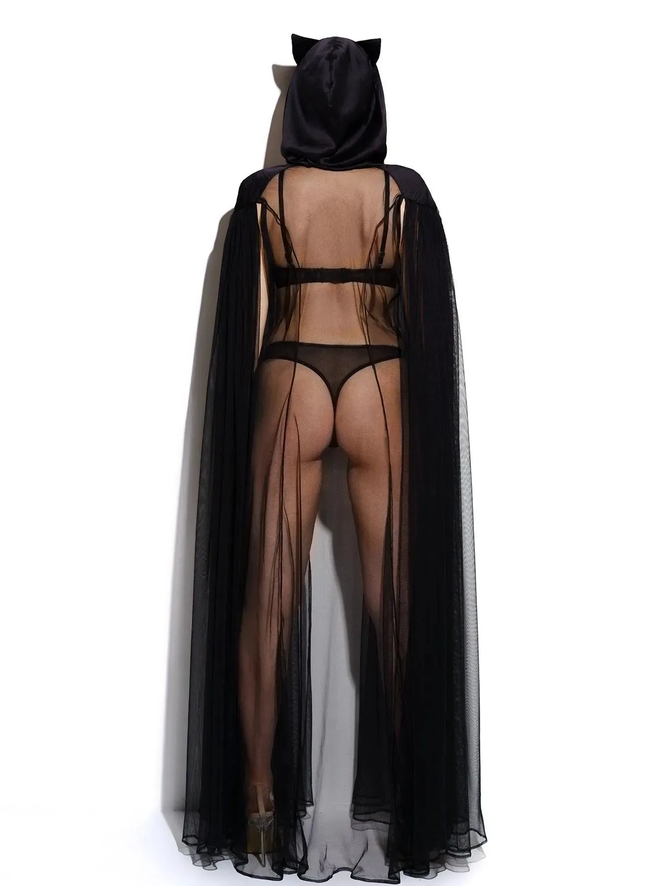 VIXEN ROBE