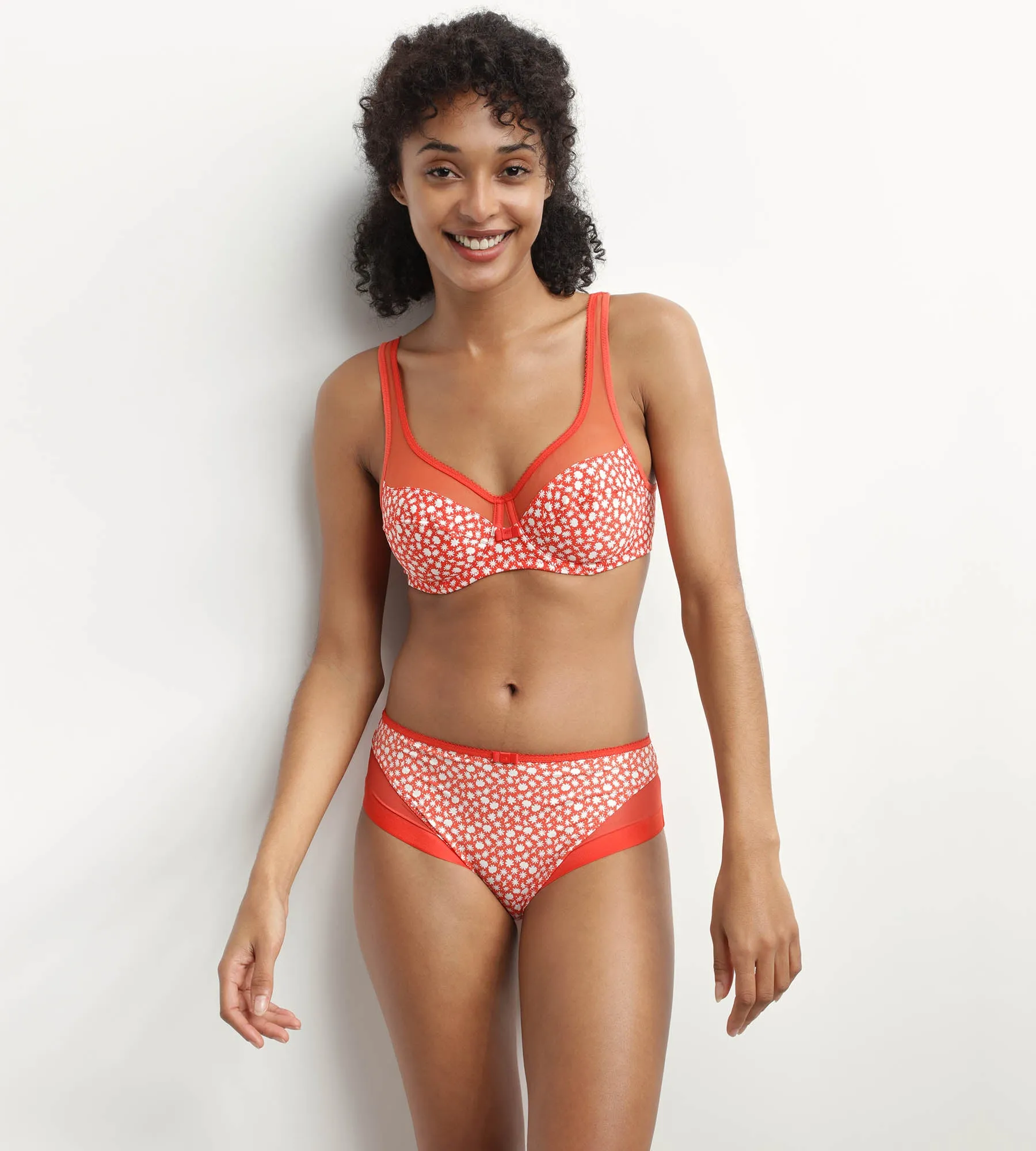 Women's knickers in microfibre and tulle Red with flowers Generous
